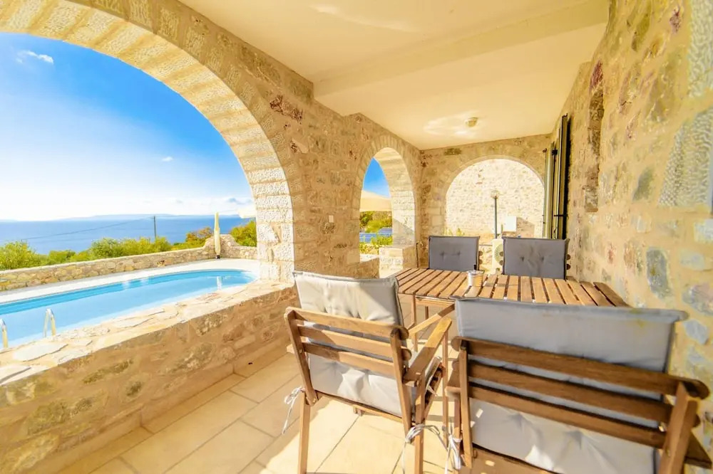 Villa Dioni Thio