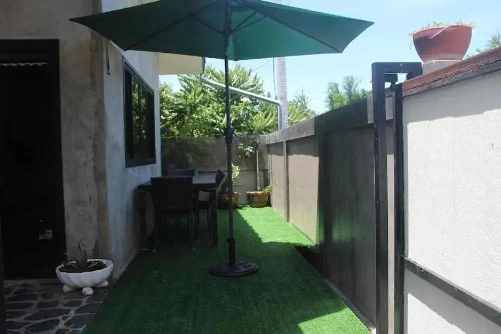 The Beach House Bungalows