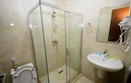 Hotel 725 B
