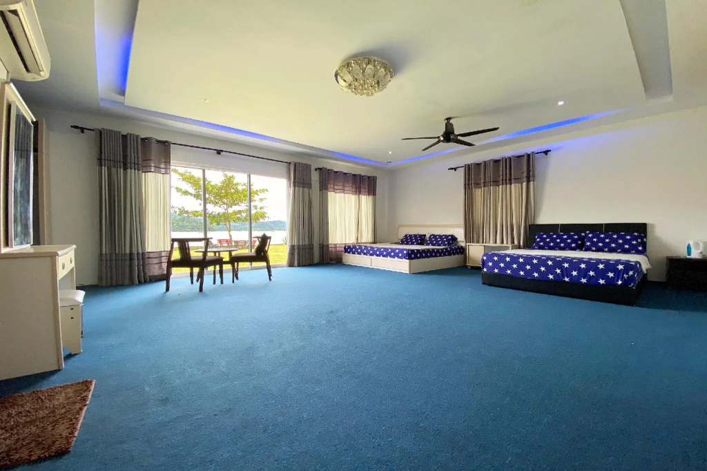OYO Home 90319 Ambong Bay Resthouse Homes