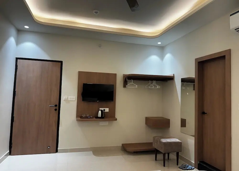 hotel neelkamal