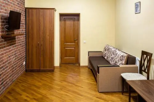 13 Franka Apartment 2