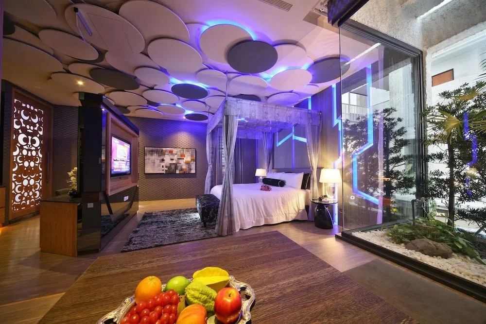 Doule Motel