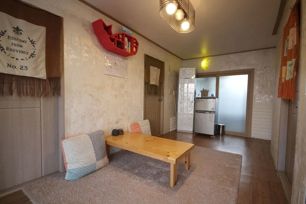 Daljip Guesthouse - Hostel