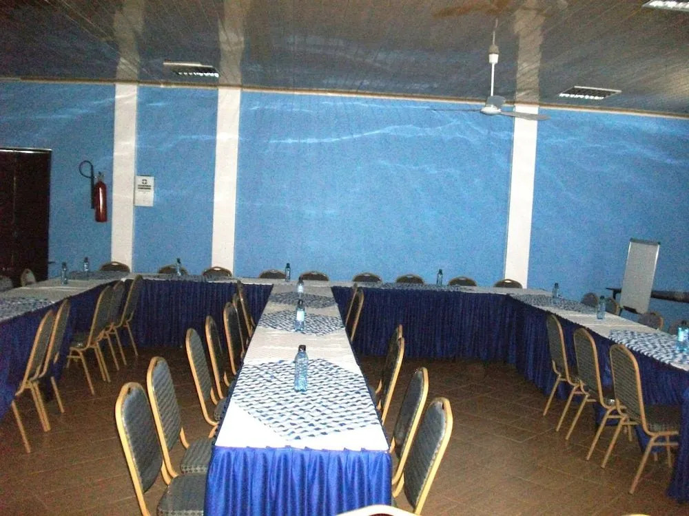 Alcazar  Hotel