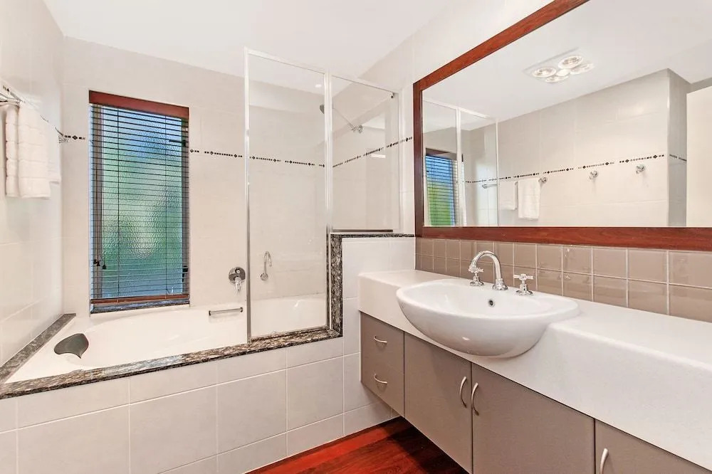 Castwood Villa 2