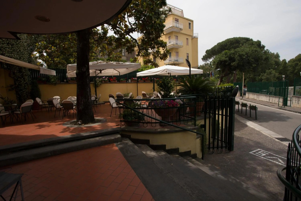 Hotel Villa Serena