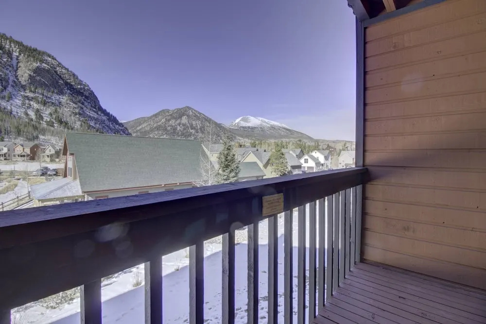 222H Mountain Side 1 BR 1BA 19F0539 condo