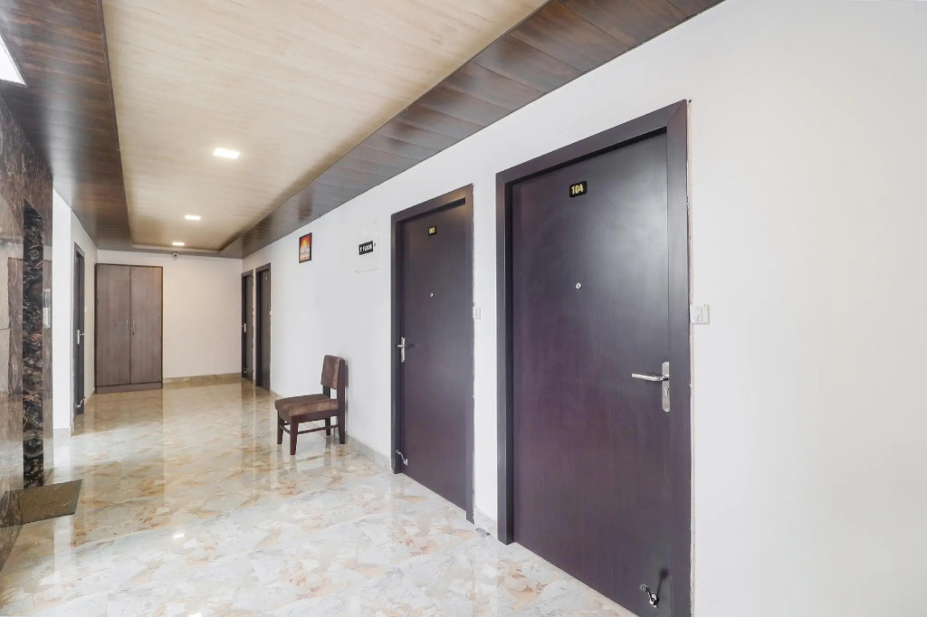 Capital O 82525 Hotel Pinaki