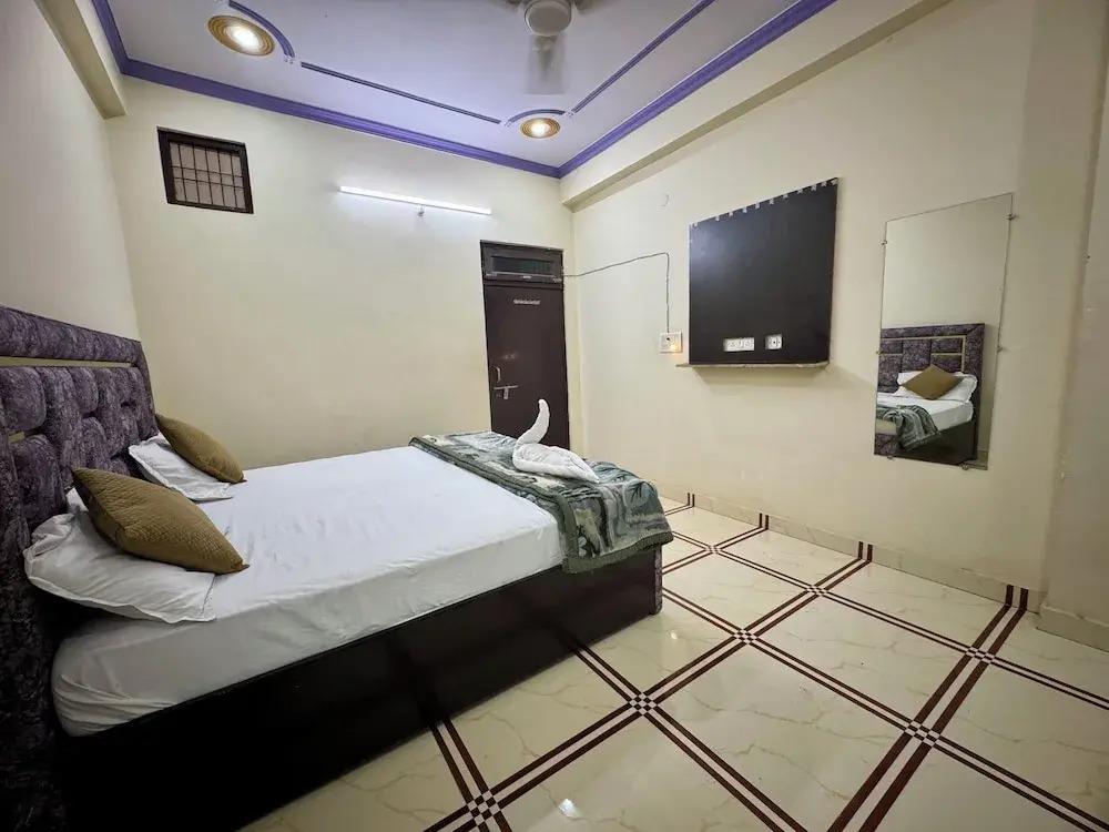 Hotel Bhavna Bhawan 800 m from Prem Mandir