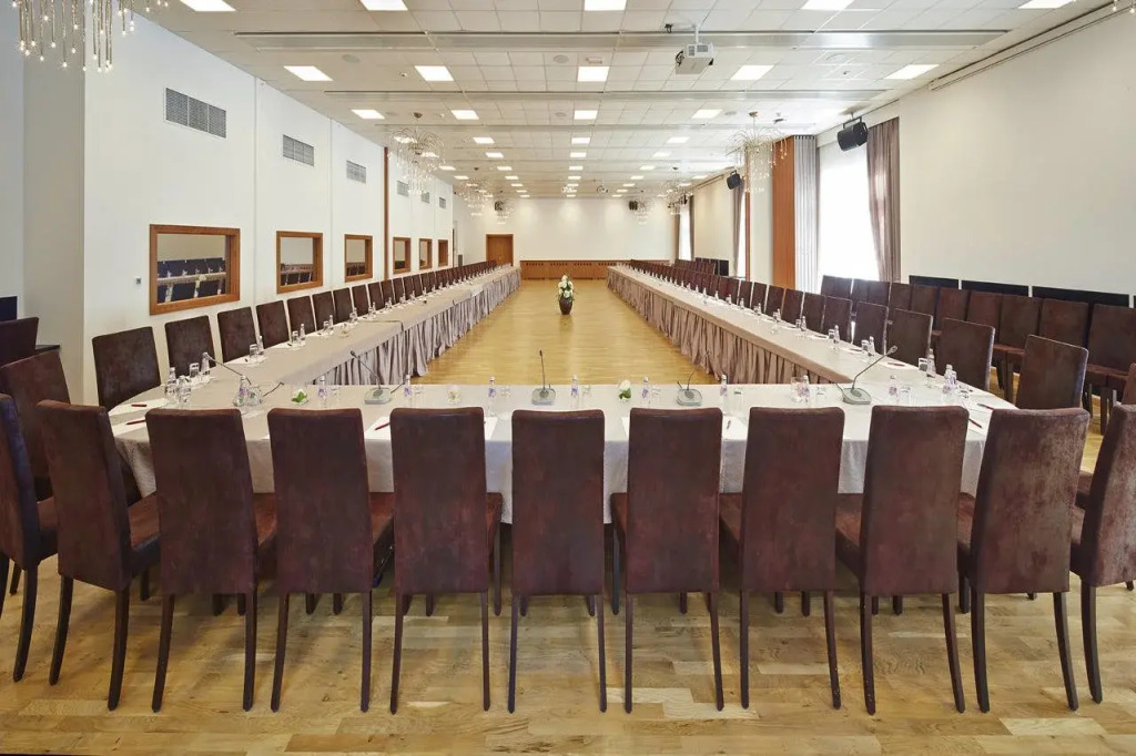 Rogner Hotel Tirana