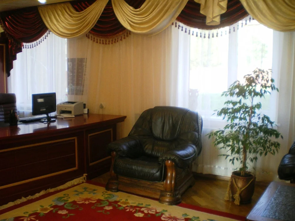 Отель «Киев плюс»