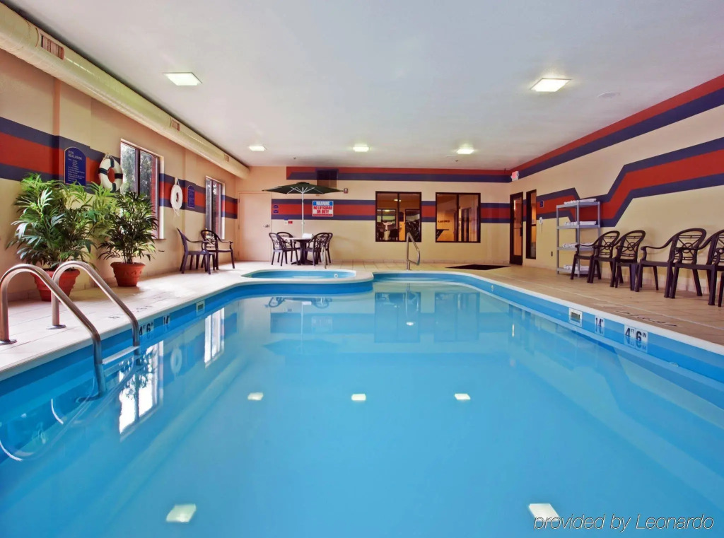 Holiday Inn Express Hotel & Suites Dayton-Centerville by IHG