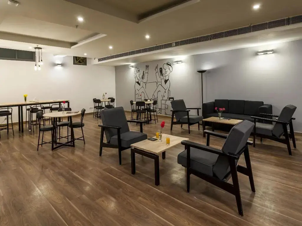 Majestic Inn by OYO