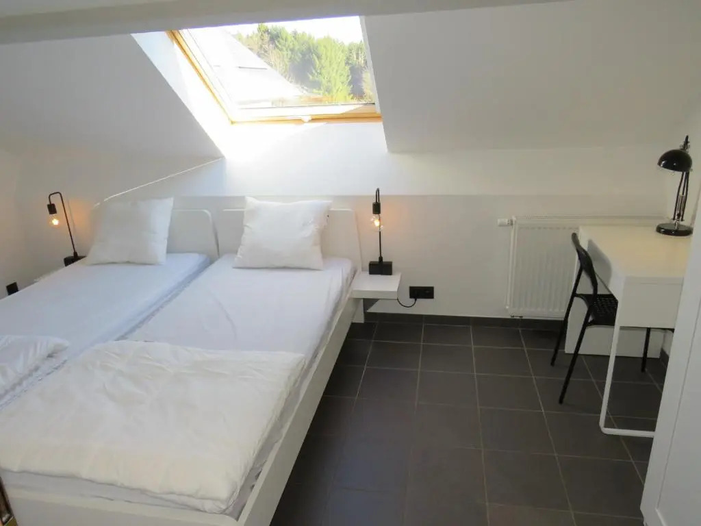 Sixine House, long weekend special