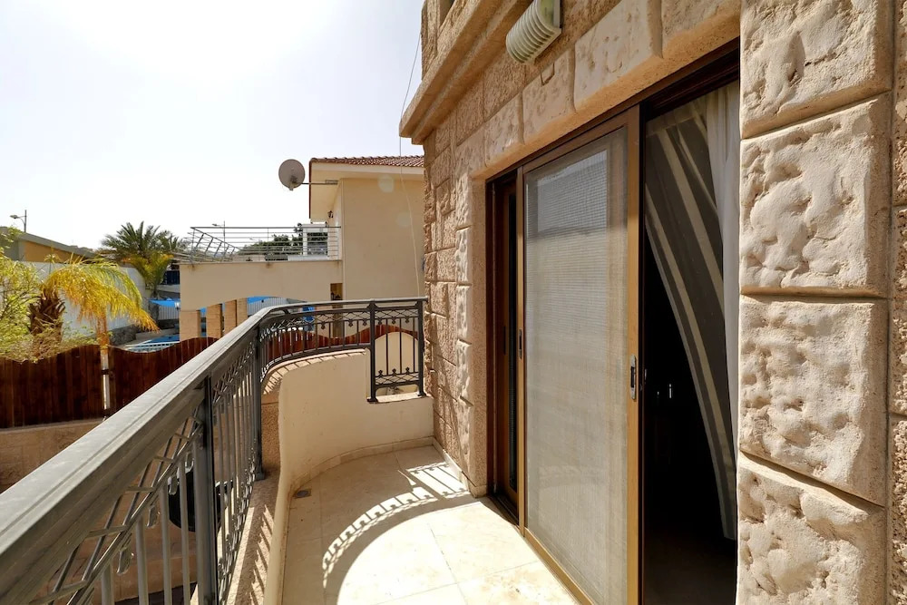 Armon Eilat