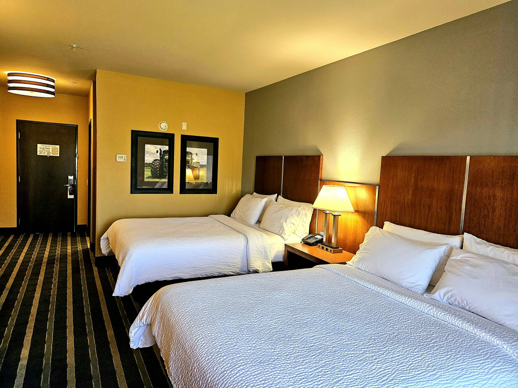 Holiday Inn Express & Suites Perry-National Fairground Area by IHG