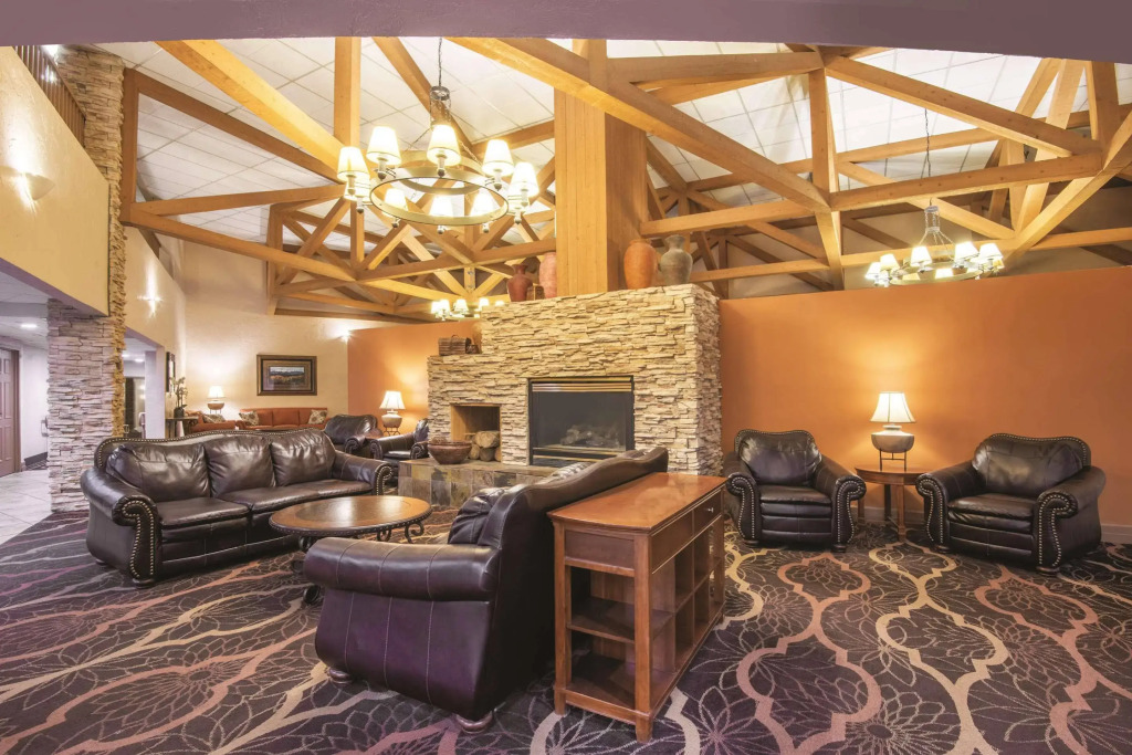 Quality Inn and Suites Silverthorne - Copper Mountain
