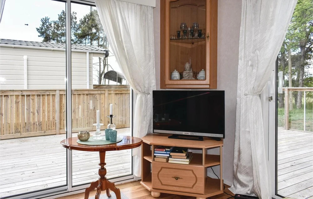 Beautiful Caravan in Beddingestrand With 2 Bedrooms