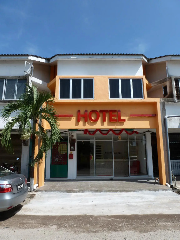 RELAX HOTEL