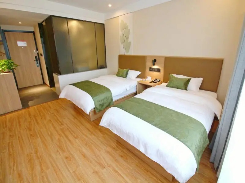 GreenTree Inn Jiangsu Changshu Southeast Yuyue Pla
