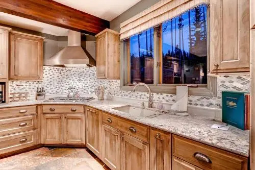 Boulder Ridge Retreat