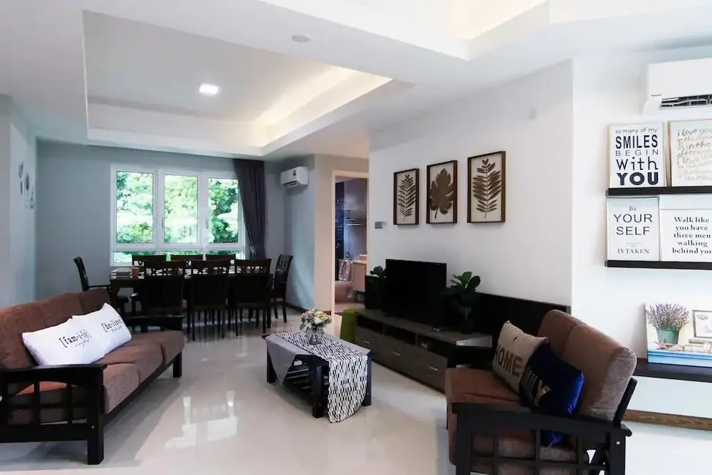 YO.OM Families Gateway Luxury Condo 6-9 Pax