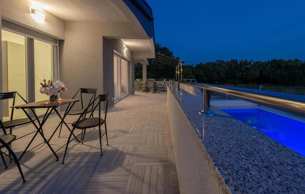 Luxurious Home In Vrsi