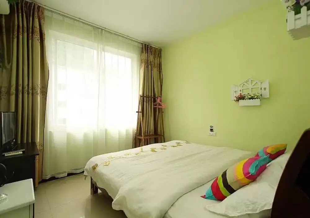 Zhaolvchang Holiday Hotel (Yangshuo County Kindergarten West Street)