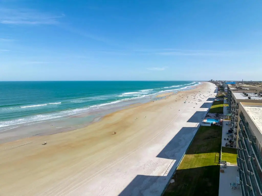 Ocean Towers 2102 by Distinctive Beach Rentals