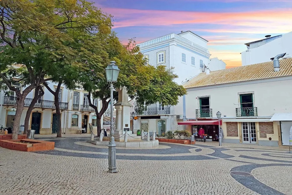 B40 - Levante 2 Bedroom Apartment in Lagos