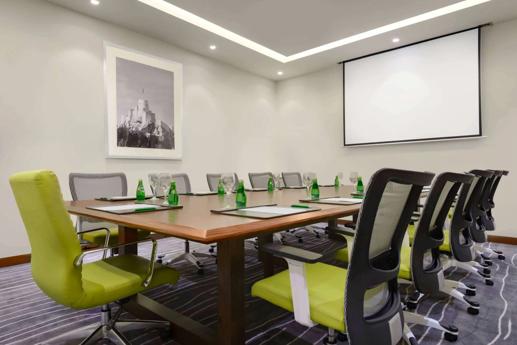 Отель Wyndham Garden Muscat Al Khuwair