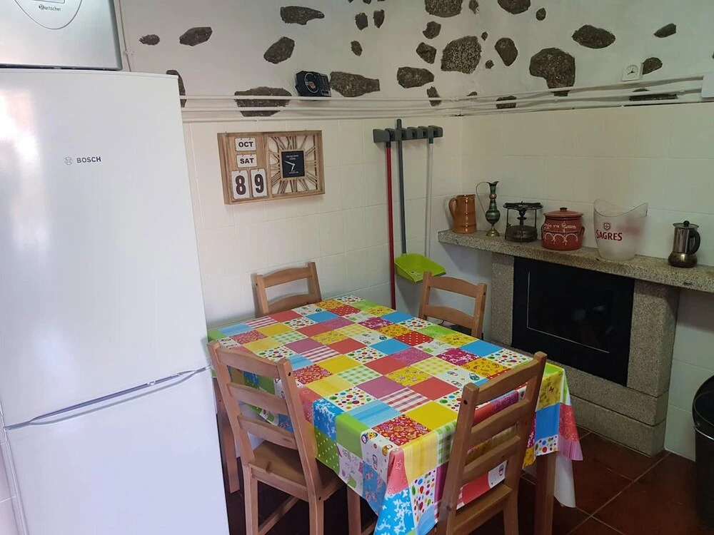 House With 4 Bedrooms in Cabeceiras de Basto, With Wonderful Mountain View, Shared Pool, Terrace