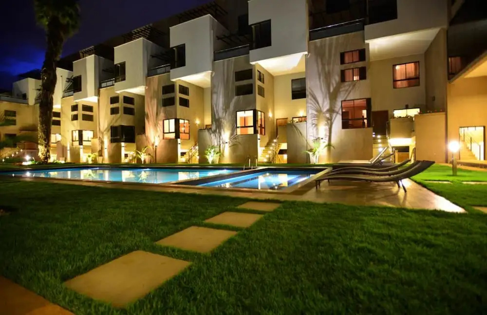 The Courtyard at Vanga Road