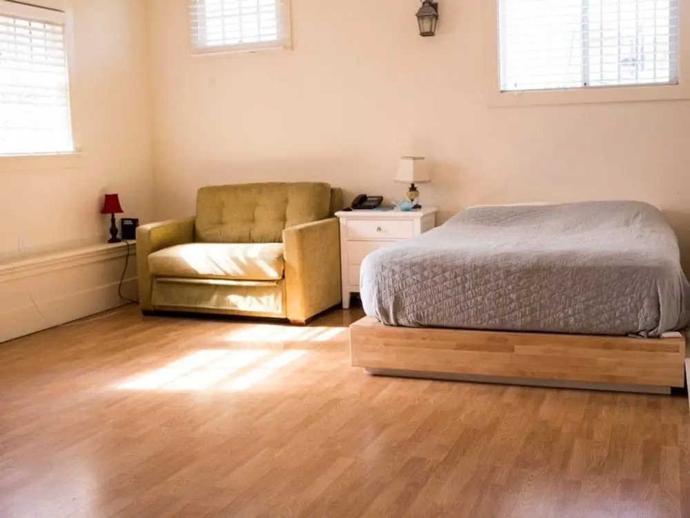 Nice - New & Clean Berkeley Studio