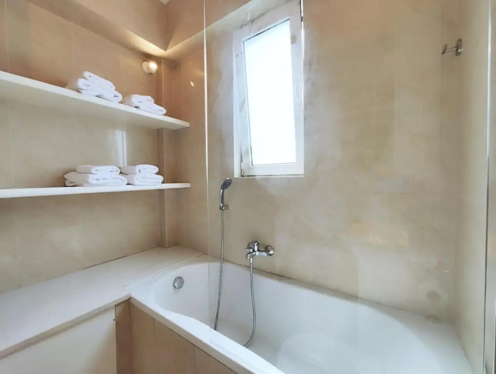Niovis B1 by Verde Apartments