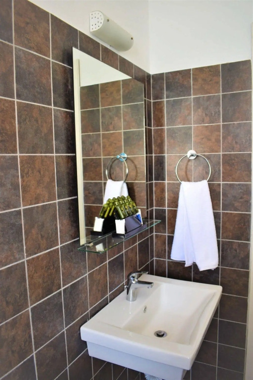 Vari Beach Hotel