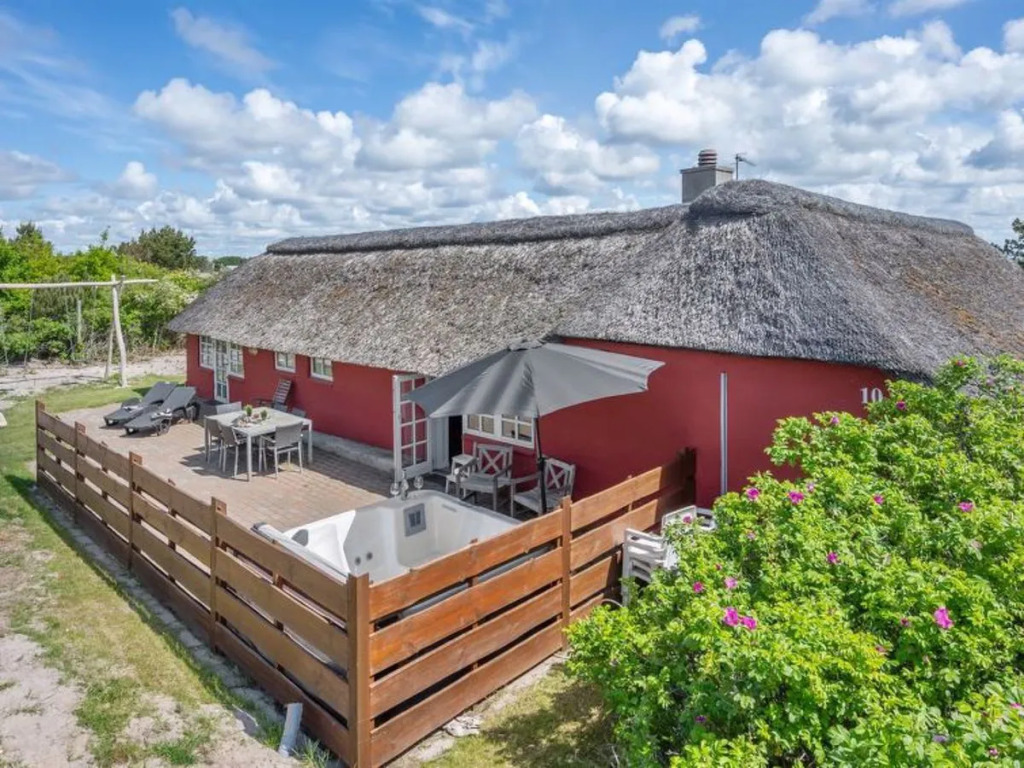 "Varnava" - 975m from the sea in Western Jutland