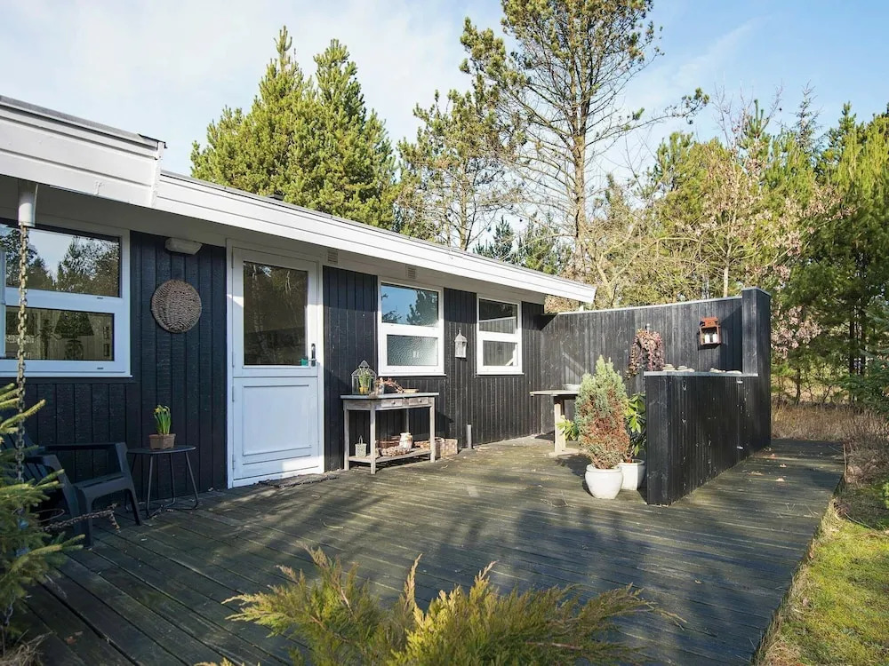Stunning Holiday Home in Nørre Nebel With Terrace