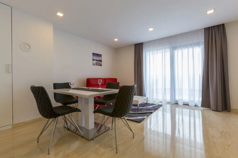 Luxury Aparthotel Makarska