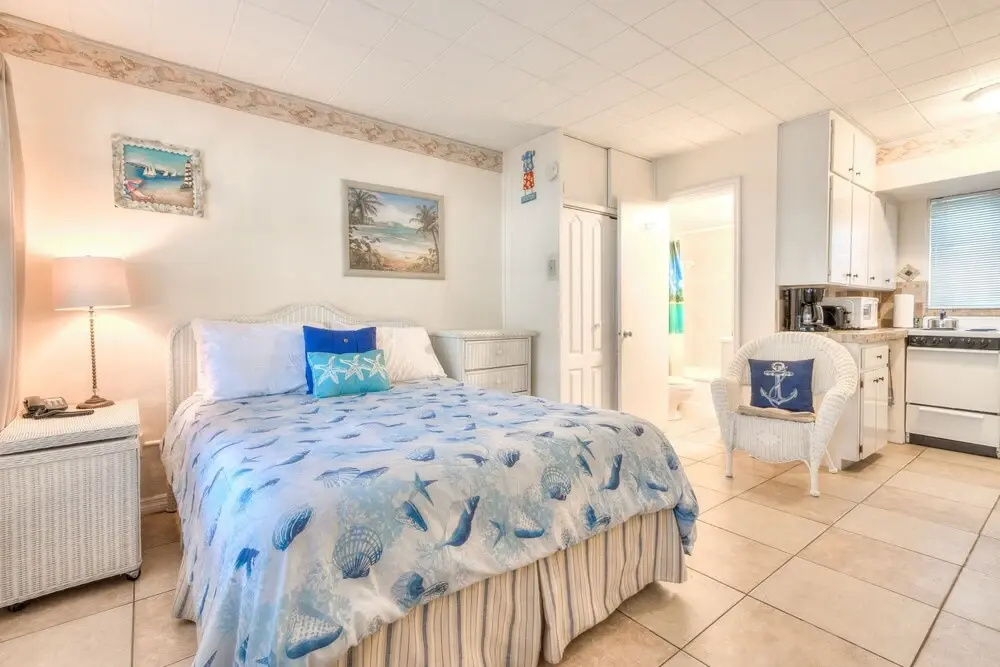 Tropic Terrace #16 - Beachfront Rental Studio Bedroom Home by Redawning