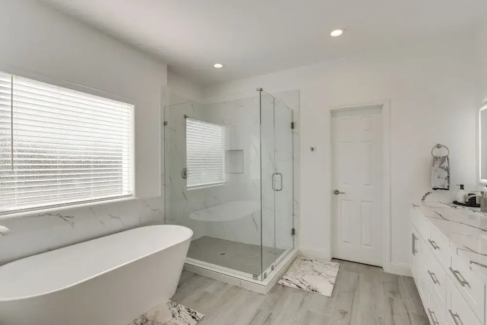 4 Mi to NRG Stadium: Luxurious Houston Townhome!