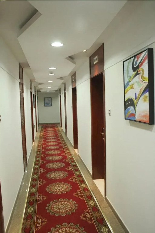 Soluxe Club International Hotel