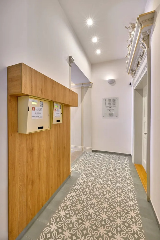 DownTown Suites Rubesova