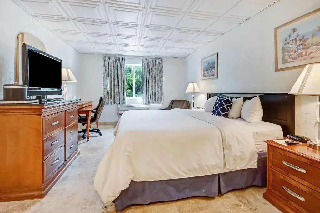Key Largo Inn