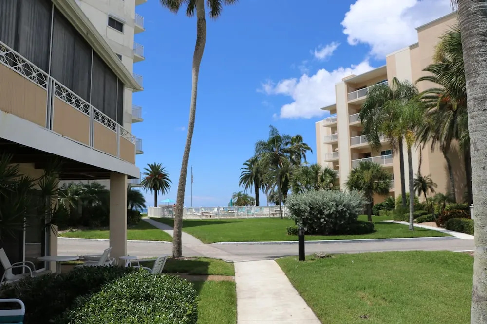 Jamaica Royale - PH2 - 2 Br Townhouse