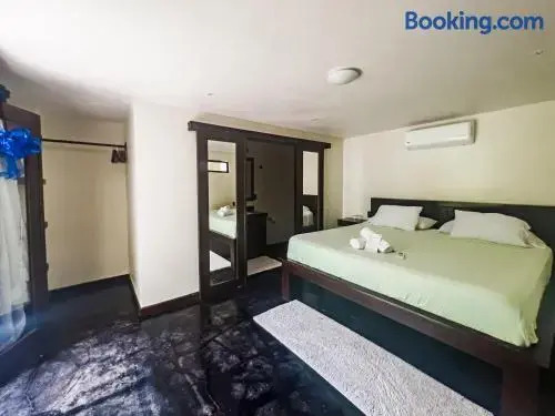 Hona Beach Hotel
