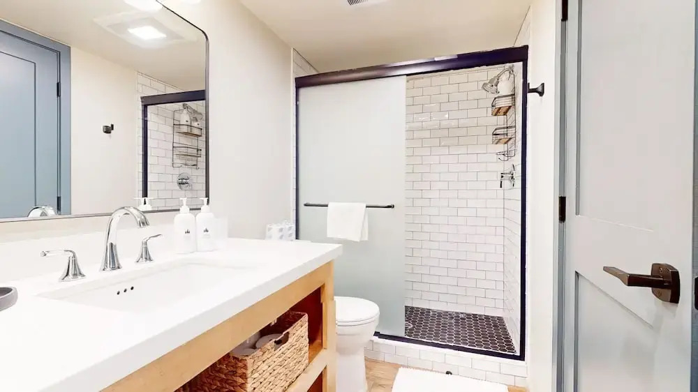 Bigwood #45 2 Bedroom Condo by RedAwning