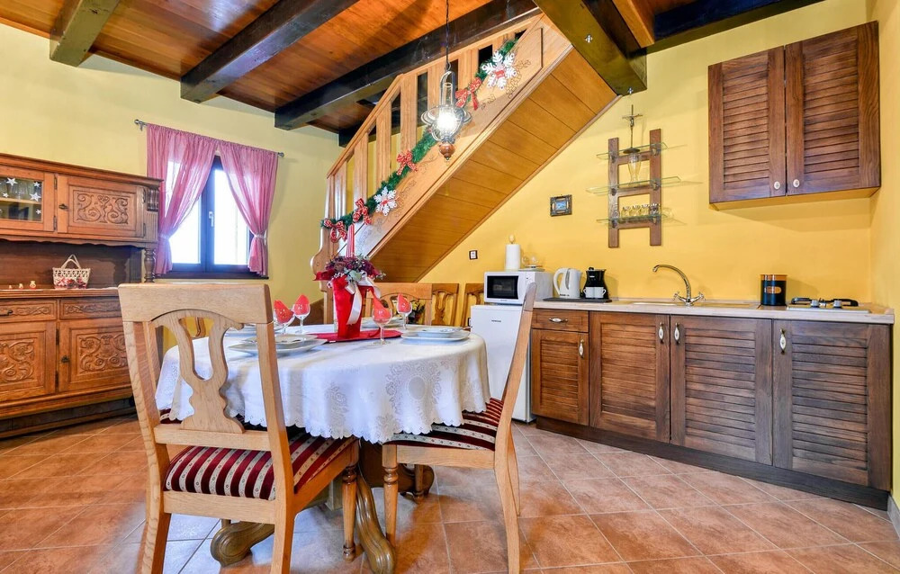 Stunning Home In Adamovec With Sauna