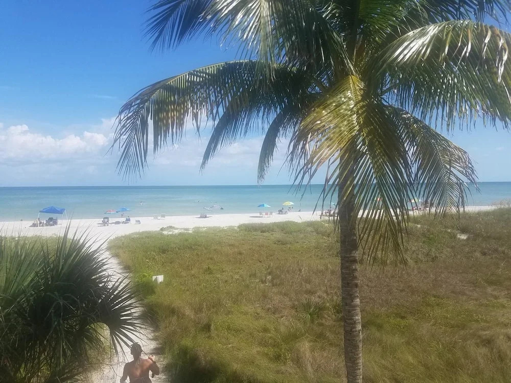 Sanibel Siesta on the Beach Unit 505 2 Bedrooms 2 Bathrooms Condo